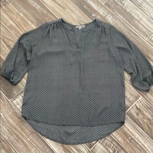 Black and white patterned shirt